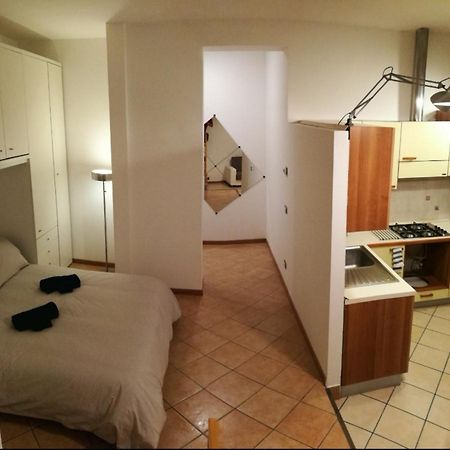 Farolfi Apartments Carracci 볼로냐 외부 사진