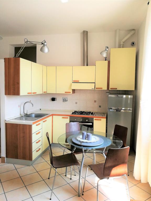 Farolfi Apartments Carracci 볼로냐 외부 사진